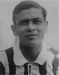 MEMORIA DEPORTIVA EL GOL DE LA MASCOTA (De los archivos de Corporación  Deportiva Fenix, recopilados por su fundador Pedro Garcia Arias) Un dia  como hoy, 9 de octubre del año 1921, se