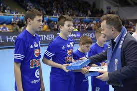 Supporters of sc pick szeged are mainly based in szeged, hungary. Dieses Jahr Haben Wir Den Nachwuchs Der Handballmannschaft Mol Pick Szeged Erneut Unterstutzt Kesz Holding