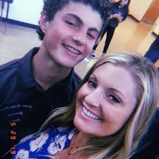 Carly Crouch Cage updated her profile picture.