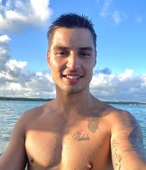 VICTOR PADULA (@victor_padula) • Instagram photos and videos