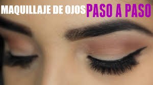 Hoy queremos mostrarte como maquillar los ojos saltones paso a paso, sean grandes o estén caídos con ojeras e independientemente si son marrones, verdes o azules, el resultado será perfecto. Maquillaje De Ojos Para El Dia Paso A Paso 1 3 Para Principiantes Youtube