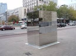 There Is A Public Toilet Encased In One Way Mirrors Located In London Two Way Mirror Public Bathrooms Public Bath