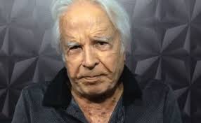 Cid moreira (born 29 september 1927 in taubaté, são paulo, brazil) is a brazilian journalist and tv presenter, active since 1947. Cid Moreira Rompe Silencio E Fala Sobre Acusacoes Dos Filhos Pela 1Âª Vez Assista