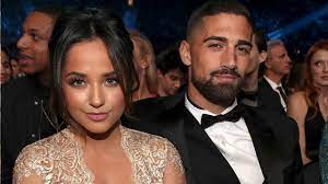 Usa that her inspiration for her hit song mayores came after her grandma asked her about her beau's age — hinting at the fact that in pictures, he looks slightly older than his actual age of 26. Power Rangers Star Becky G Marrying Sebastian Lletget Youtube