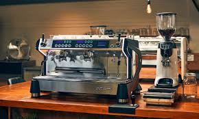 A coffee machine is a tool that significantly facilitates the preparation of a coffee drink. Top 5 Coffee Machines For A Coffee Shop From Caffeine Limited Caffeine Limited