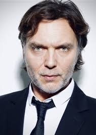 Léa Parker" Chinatown (TV Episode 2006)