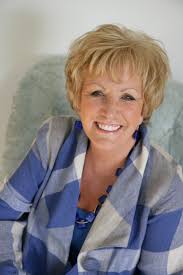 Afternoon tea with bestselling author Lesley Pearce
