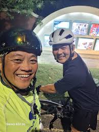 Great turn out today with 5 groups out all different speeds and abilities  but one thing in common. It was hot and we needed to stay hydrated .