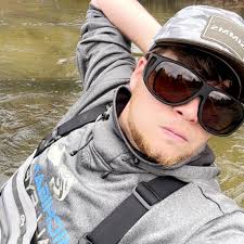 Does anybody Fish Pontiac Lake for Catfish in the winter time?