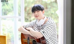 20 Catholic Male K Pop Idols Their Baptismal Names Kpophit Kpop Hit