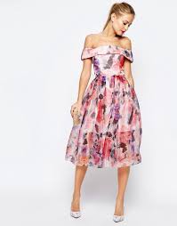 Gear Up Ladies It S That Time Of Year Again When Everyone You Know Is Getting Marrie Outdoor Wedding Guest Dresses Rehersal Dinner Dresses Wedding Guest Dress