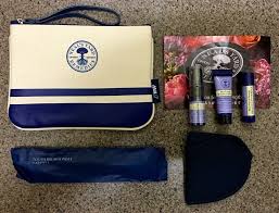 New Ana All Nippon Airways Neal S Yard Amenity Kit Amenity Kits Airline Amenities Kits Travel Cosmetic Bags