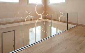 Parapetti in vetro parapetti in vetro su misura misterinox it. Produzione Di Balaustre Parapetti E Ringhiere In Vetro