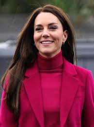 See the beauty of her smile...