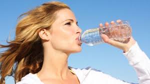 Why Don T Idols Let Their Lips Touch The Bottle Random Onehallyu