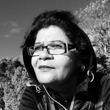 Yvette Holt's Instagram, Twitter & Facebook