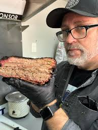 What's your smoke ngaung tag ulan? 🍗🥩 Griller: Eater's Grill & Smoker  #grilling #barbeque #eatersgrill #quality #smokedmeat