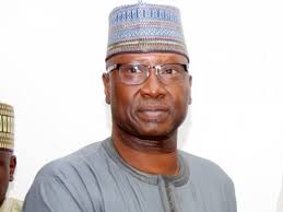 AN YANKA TA TASHI: Boss Mustapha ya karyata kafa kwamitin Ali Modu Sheriff 