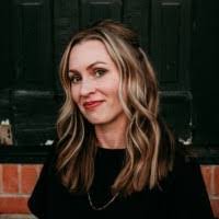 Catherine Covey's Instagram, Twitter & Facebook