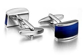 N'hésitez pas à associer vos boutons de manchette bleus à nos cravates. Boutons De Manchette En Soldes Bouton De Manchette Manchette Bouton