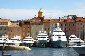 Check spelling or type a new query. Saint Tropez Die Stadt Der Reichen Und Schonen