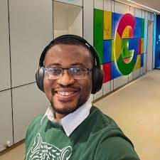 Danielle Ola's Instagram, Twitter & Facebook