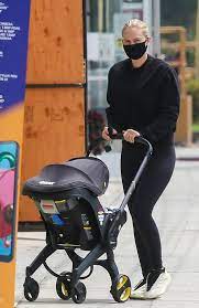 Sam worthington & lara bingle expecting first child congratulations are in order for sam worthington and lara bingle. Lara Bingle S New Baby S Photo Debut Pics