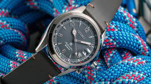 Here's the new seiko prospex alpinist spb199j1. Seiko Prospex Alpinist Spb201j1 European Exclusive Youtube