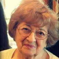 Gloria Langdon's Instagram, Twitter & Facebook