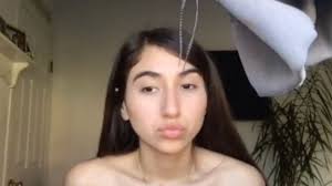 FOTO: Streamerka masturbovala v živém přenosu před stovkami sledujících.  Jaký za to dostala trest? - Lajk