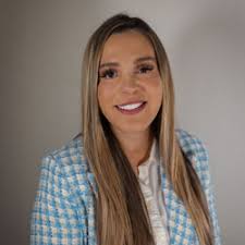 Andrea Reinert's Instagram, Twitter & Facebook