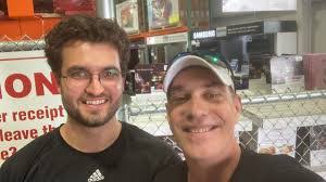 Aaron Croy's Instagram, Twitter & Facebook