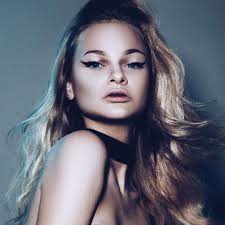 Melanie White Artistry