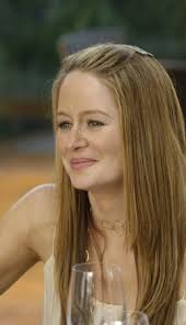 The Starter Wife: il ritorno di Debra "Grace" Messing è su Canale 5, da  oggi