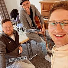 Daniel Harter's Instagram, Twitter & Facebook