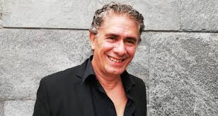 Madre cantante lirica, padre danzatore classico. Alfonso Paganini Solomente