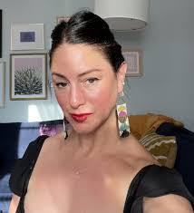 Melissa Spangler's Instagram, Twitter & Facebook