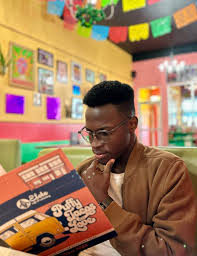 We had such a fun and memorable Road-trip to Tulsa! Filled with a lot of  quirks, madness, fascinating stuff, a lot of food I'd never seen before! 😅  Joshua and Titus are