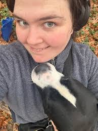 Yvette Knott's Instagram, Twitter & Facebook