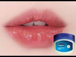 pink lips naturally using vaseline