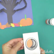 The butterflies look 3d on the paper! How To Make An Amazing 3d Halloween Tree Out Of Construction Paper