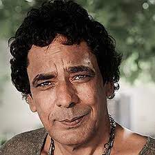 صورة للفنان محمد منير الشهير بلقب الكينج. Mohamed Mounir Youtube