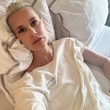 Eve Salvail Perso added a new photo.