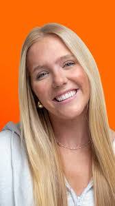 Kelsey Dawson's Instagram, Twitter & Facebook