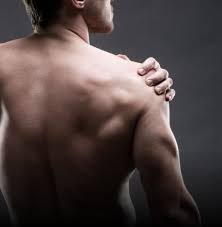 Trim and shave all your unwanted hair everywhere below the neck, whether it's on your chest, back, and even pubic hairs with the 11 best body groomers for men. Body Hair Removal Tips For Men Gillette Saudi Arabia