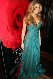 Shakira — deja vu (ft. Shakira Blue Dress Amor En Tiempos De Colera In 2020 Teal Bridesmaid Dresses Shakira Style Carolina Herrera Dresses