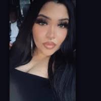 Kim Arias's Instagram, Twitter & Facebook