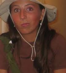 How Old Is Julia Hills