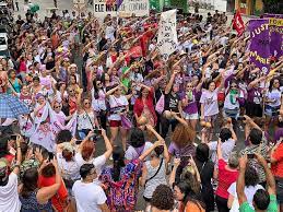 Manifestação feminista em 8 de março de 2020 em madri, espanha afp_tickers. Artigo Sem Feminismo Nao Derrotaremos A Direita Opiniao