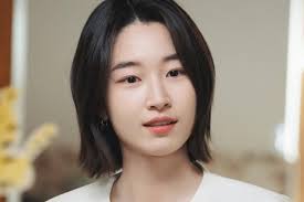 Watch: Oh Jung Se Is Helpless Against The Evil Spirit Possessing Kim Tae Ri  In Haunting "Revenant" Teaser